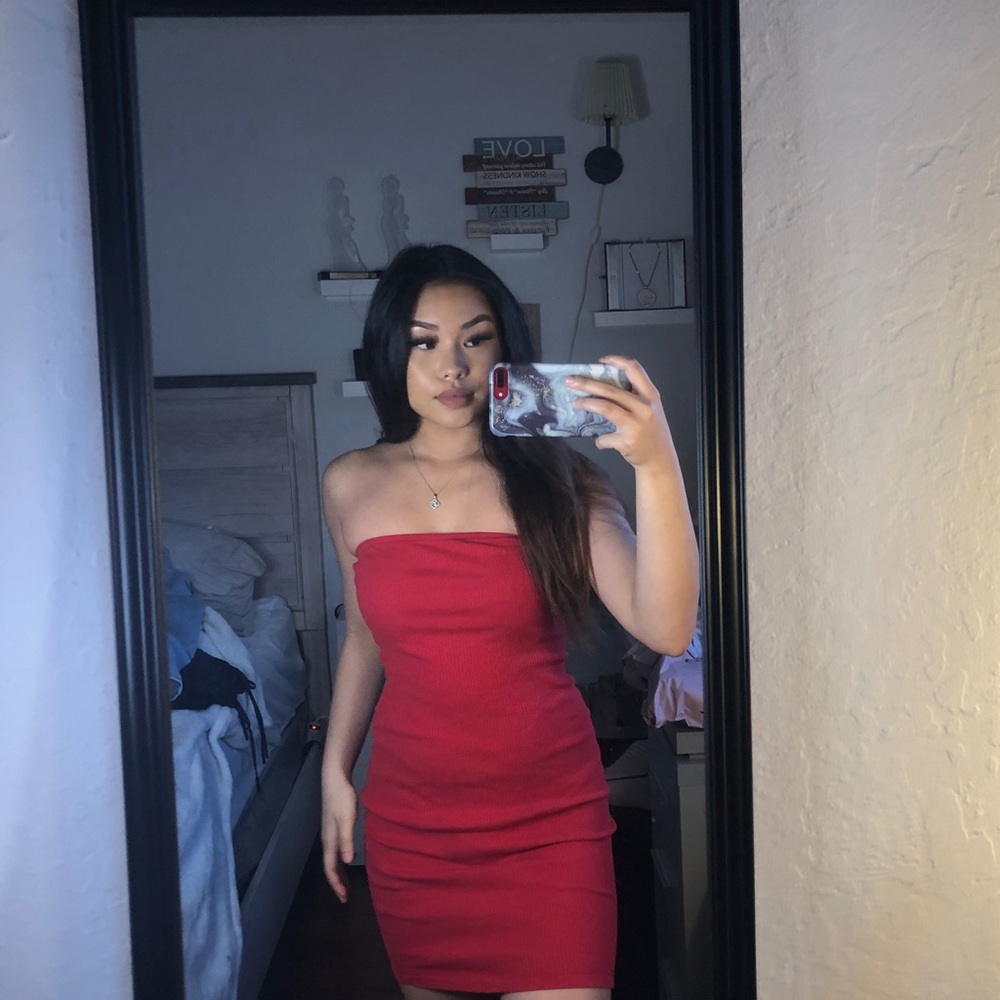 red tube dress